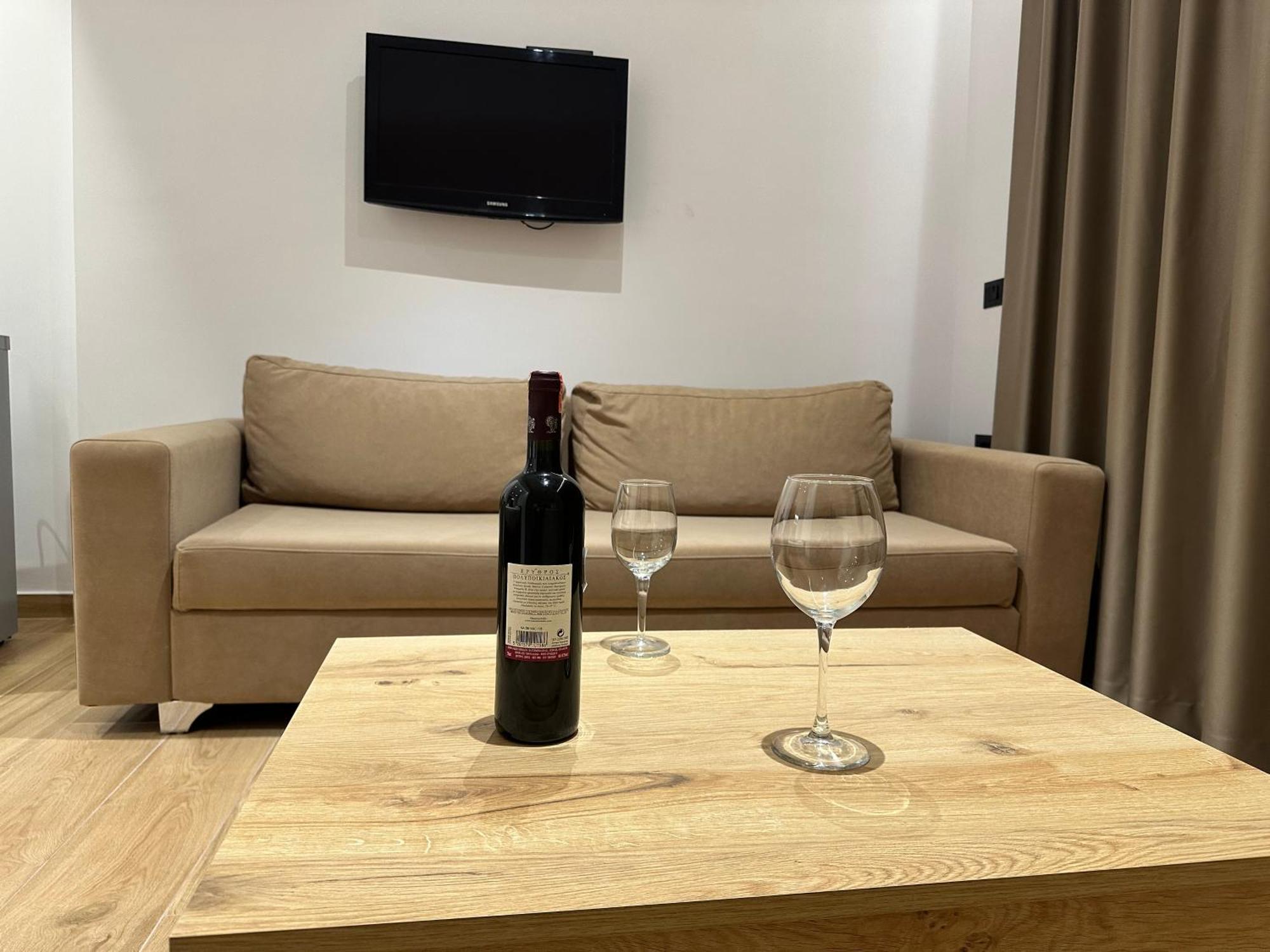 Suites Kozi Sarandë Exterior foto